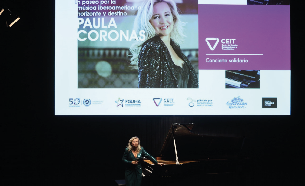 Gran éxito del recital ofrecido por la pianista y doctora Paula
Coronas. (Foto: Tamara Harillo).